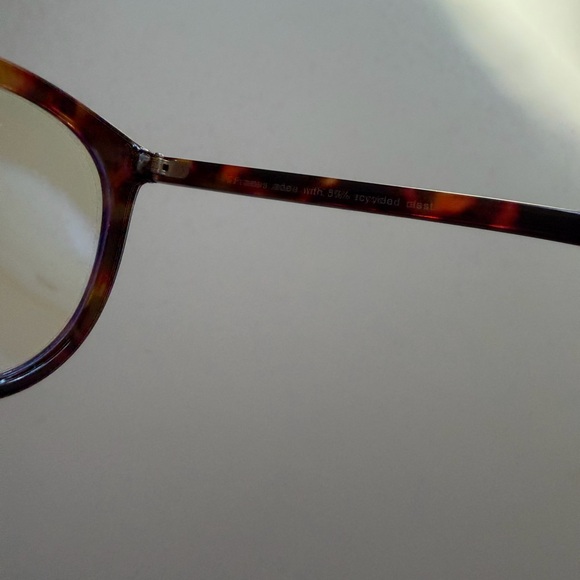 Tortoise Shell Round Glasses - Picture 5 of 6
